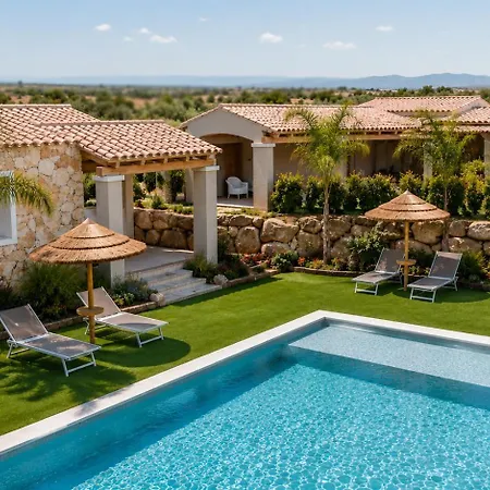 Calare Boutique - Adults Only بيت ضيافة Cala Sinzias