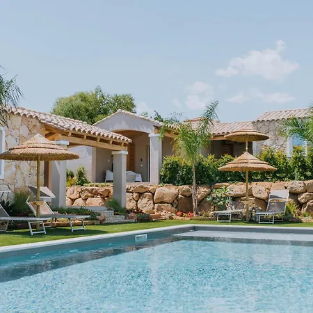 بيت ضيافة Calare Boutique - Adults Only Cala Sinzias